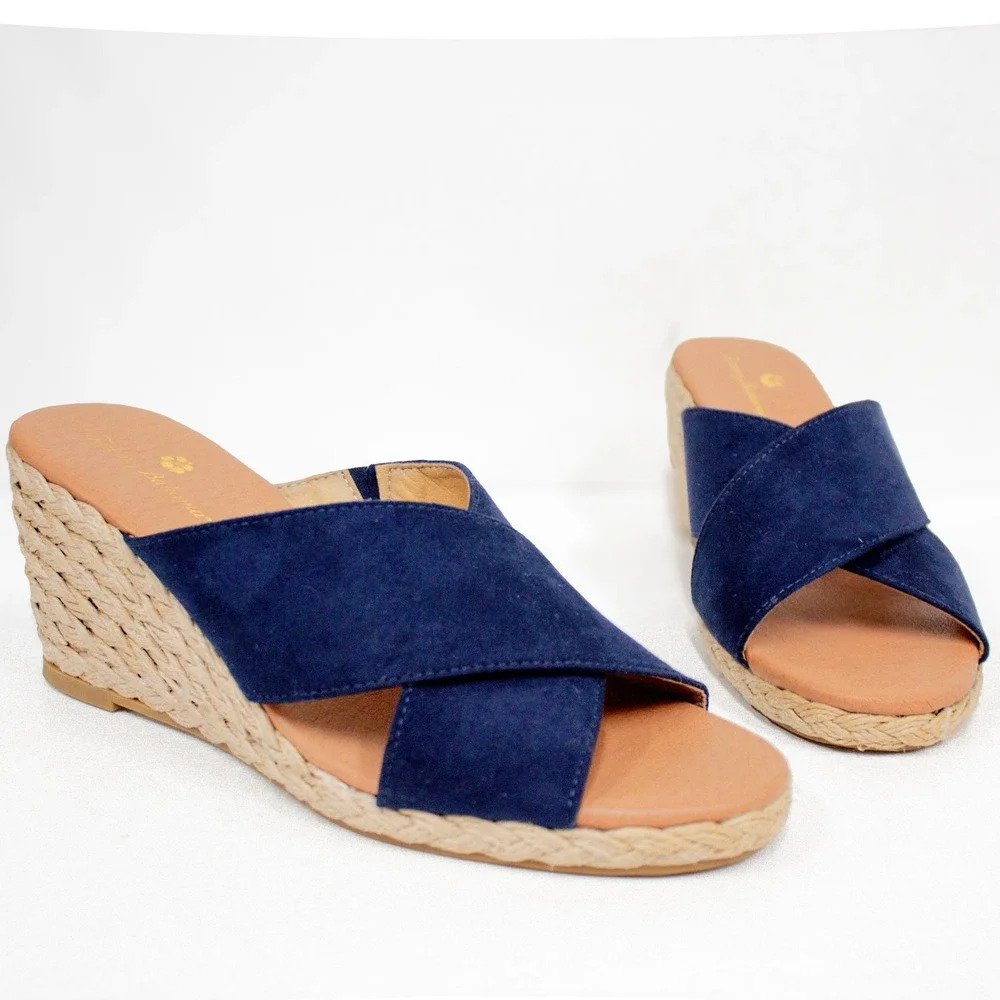 Sold! - Picture 5 of 13